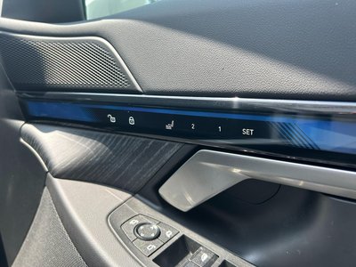 2025 BMW 5 SERIES TOURING thumbnail 28