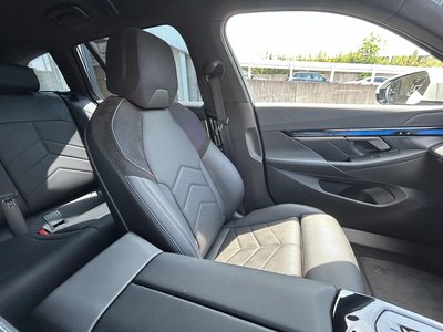 2025 BMW 5 SERIES TOURING thumbnail 56