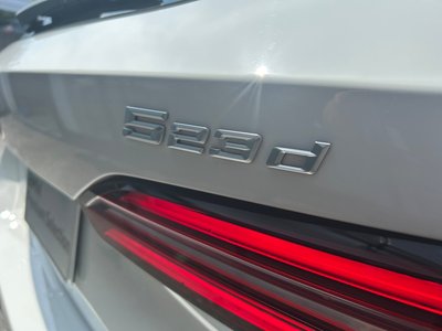 2025 BMW 5 SERIES TOURING thumbnail 22