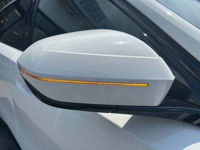 2025 BMW 5 SERIES TOURING thumbnail 17
