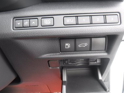 2025 Lexus LBX photo 15