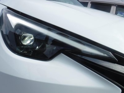 2025 Lexus LBX thumbnail 27
