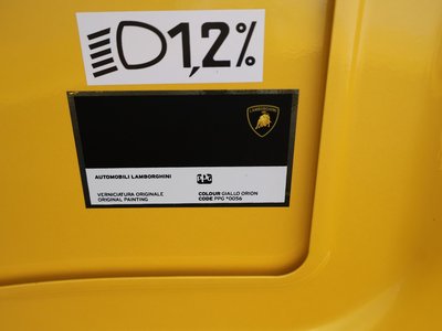صورة 2 لـ 2012 Lamborghini AVENTADOR