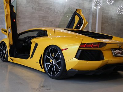 صورة 61 لـ 2012 Lamborghini AVENTADOR