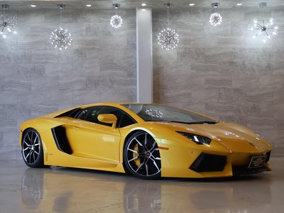 صورة 8 لـ 2012 Lamborghini AVENTADOR