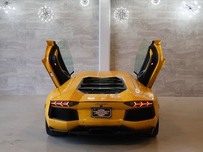 صورة 12 لـ 2012 Lamborghini AVENTADOR