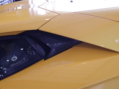 صورة 65 لـ 2012 Lamborghini AVENTADOR