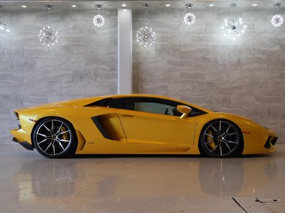 صورة 15 لـ 2012 Lamborghini AVENTADOR