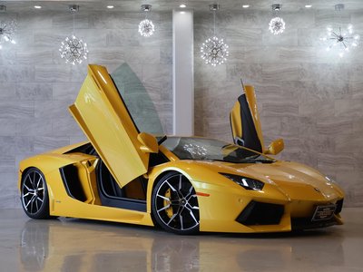 صورة 7 لـ 2012 Lamborghini AVENTADOR