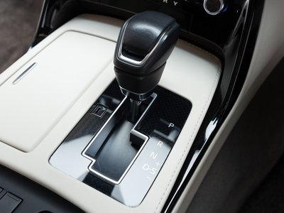 صورة 60 لـ 2023 Toyota CENTURY