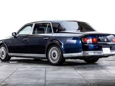 صورة 25 لـ 2023 Toyota CENTURY