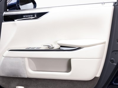 صورة 64 لـ 2023 Toyota CENTURY