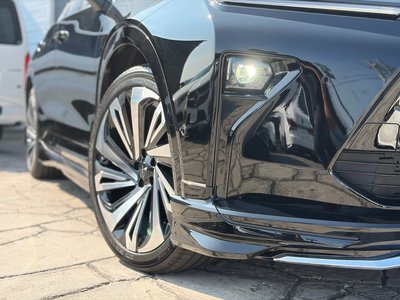 صورة 11 لـ 2025 Toyota CROWN ESTATE