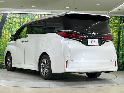صورة 17 لـ 2024 Toyota ALPHARD