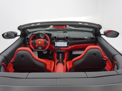 صورة 31 لـ 2018 Ferrari PORTOFINO