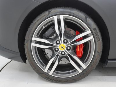 صورة 20 لـ 2018 Ferrari PORTOFINO