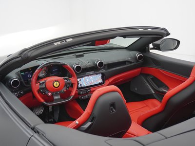 صورة 33 لـ 2018 Ferrari PORTOFINO