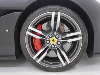 صورة 19 لـ 2018 Ferrari PORTOFINO