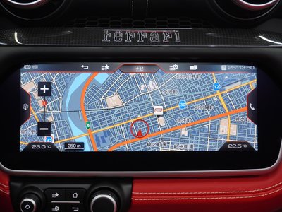 صورة 52 لـ 2018 Ferrari PORTOFINO