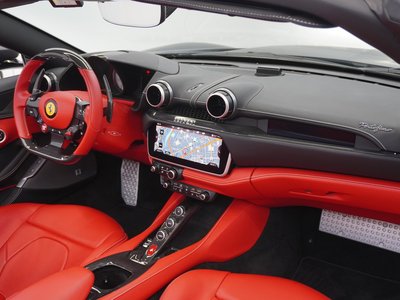 صورة 41 لـ 2018 Ferrari PORTOFINO