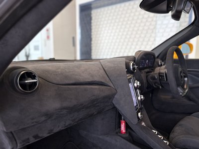 صورة 35 لـ 2018 Mclaren 720S