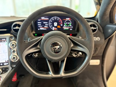 صورة 28 لـ 2018 Mclaren 720S