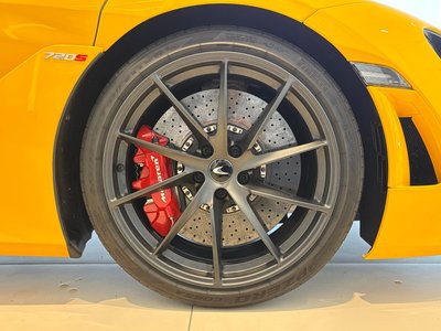 صورة 15 لـ 2018 Mclaren 720S