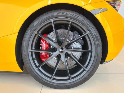 صورة 17 لـ 2018 Mclaren 720S