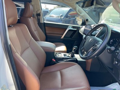 2021 Toyota LAND CRUISER PRADO — фото 12