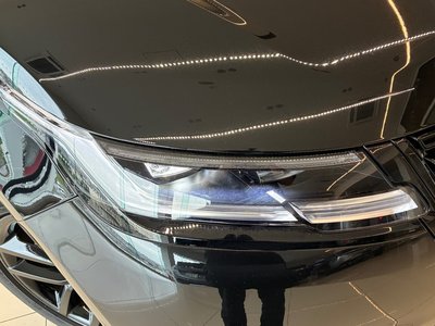 2025 LAND Rover RANGE ROVER VELAR thumbnail 34