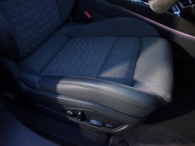 صورة 17 لـ 2021 AUDI E-TRON GT QUATTRO