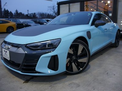 صورة 9 لـ 2021 AUDI E-TRON GT QUATTRO