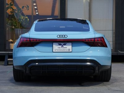 صورة 6 لـ 2021 AUDI E-TRON GT QUATTRO