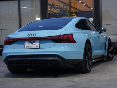 صورة 5 لـ 2021 AUDI E-TRON GT QUATTRO