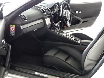 2015 Porsche BOXSTER thumbnail 19