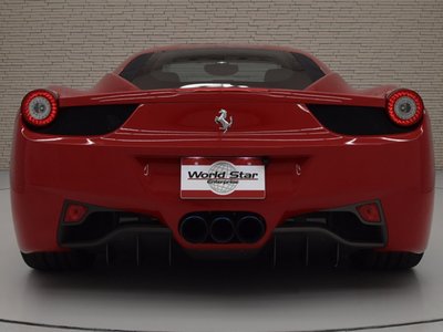 صورة 8 لـ 2010 Ferrari 458 ITALIA