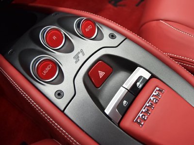 صورة 17 لـ 2010 Ferrari 458 ITALIA