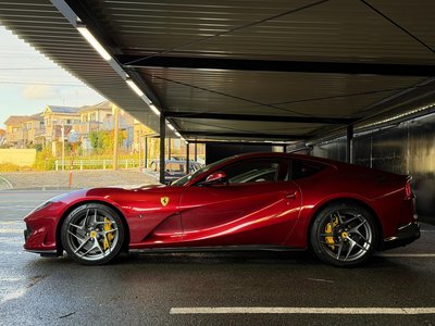 2017 Ferrari 812 SUPERFAST 照片 9