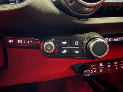 2017 Ferrari 812 SUPERFAST 照片 41