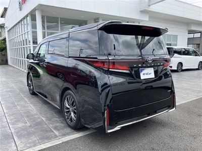 صورة 10 لـ 2024 Toyota VELLFIRE