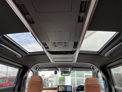 صورة 21 لـ 2024 Toyota VELLFIRE