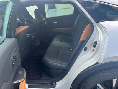 2023 Toyota CROWN CROSSOVER 照片 26