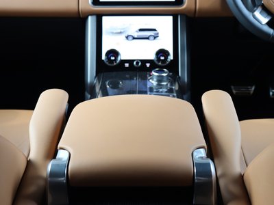 2021 LAND Rover RANGE ROVER thumbnail 22