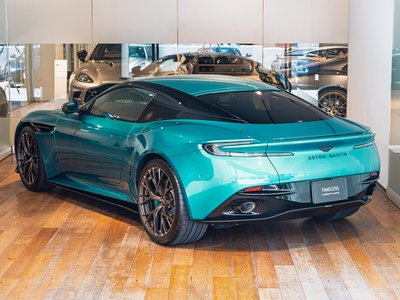 صورة 4 لـ 2025 Aston Martin DB12