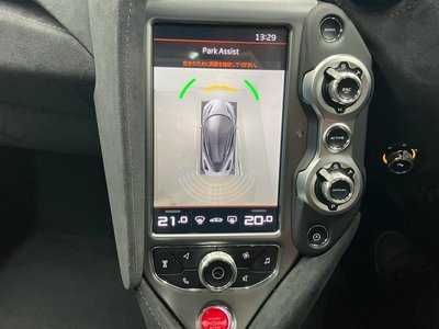 2019 Mclaren 720S thumbnail 24