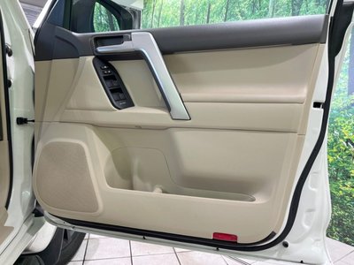 2023 Toyota LAND CRUISER PRADO thumbnail 35
