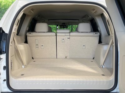 2023 Toyota LAND CRUISER PRADO photo 12