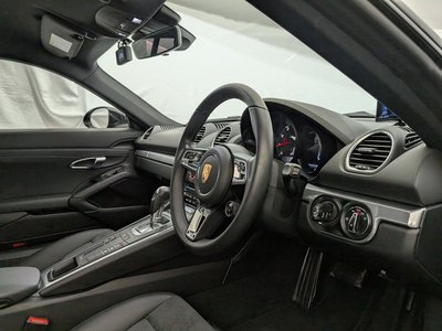 2020 Porsche 718 photo 13