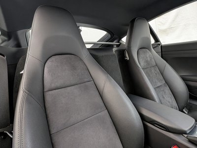 2020 Porsche 718 photo 12