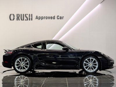 2020 Porsche 718 photo 2
